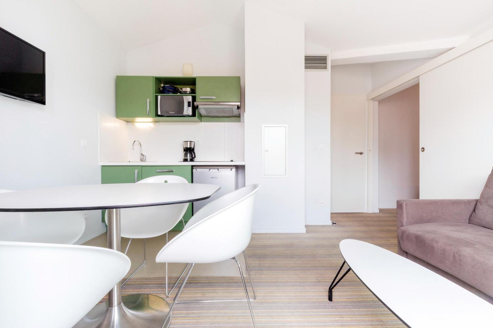 One-Bedroom Comfort Apartment